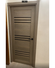 Міжкімнатні Двері Leador Doors Sovana сіре дерево Чорне скло Міжкімнатні Двері Leador Doors Sovana сіре дерево Чорне скло