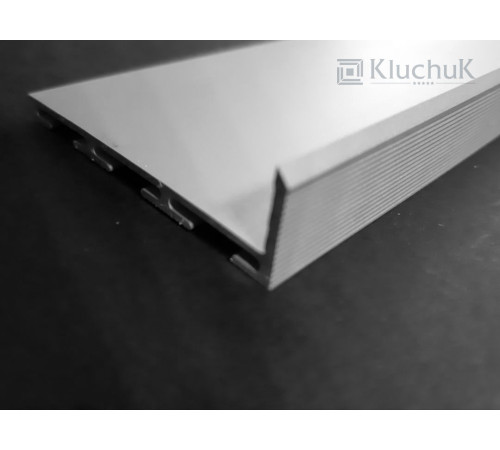 Алюминиевый плинтус скрытого монтажа 53 мм БП Kluchuk