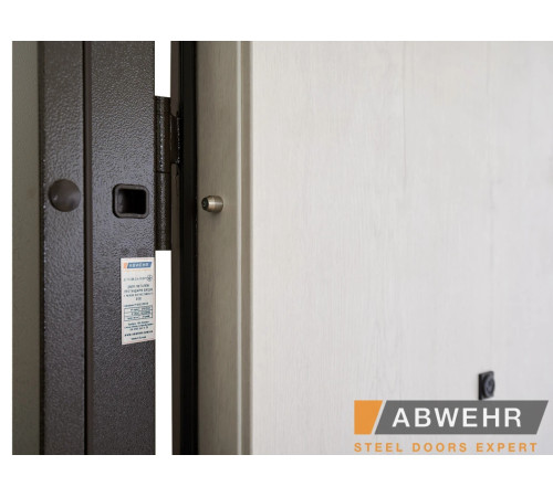 Входные Двери Classik+ (KC) 484 Abwehr