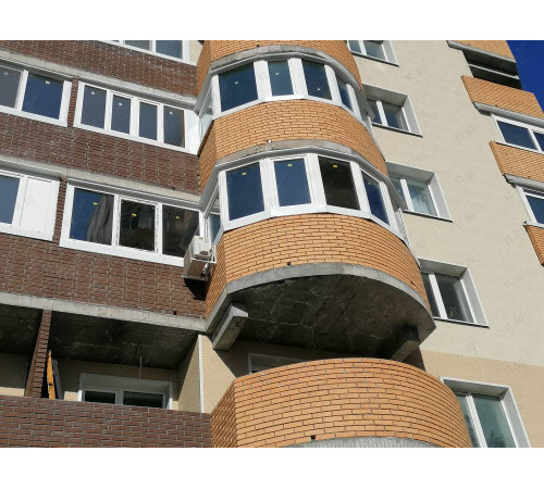 Радіальний балкон REHAU Rehau Euro 70 Балкон під ключ з оздобленням