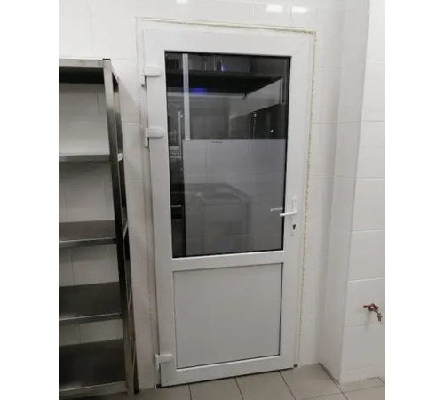 Металопластикові двері Steko S500 поворотно-відкидне 700 x 2100 мм